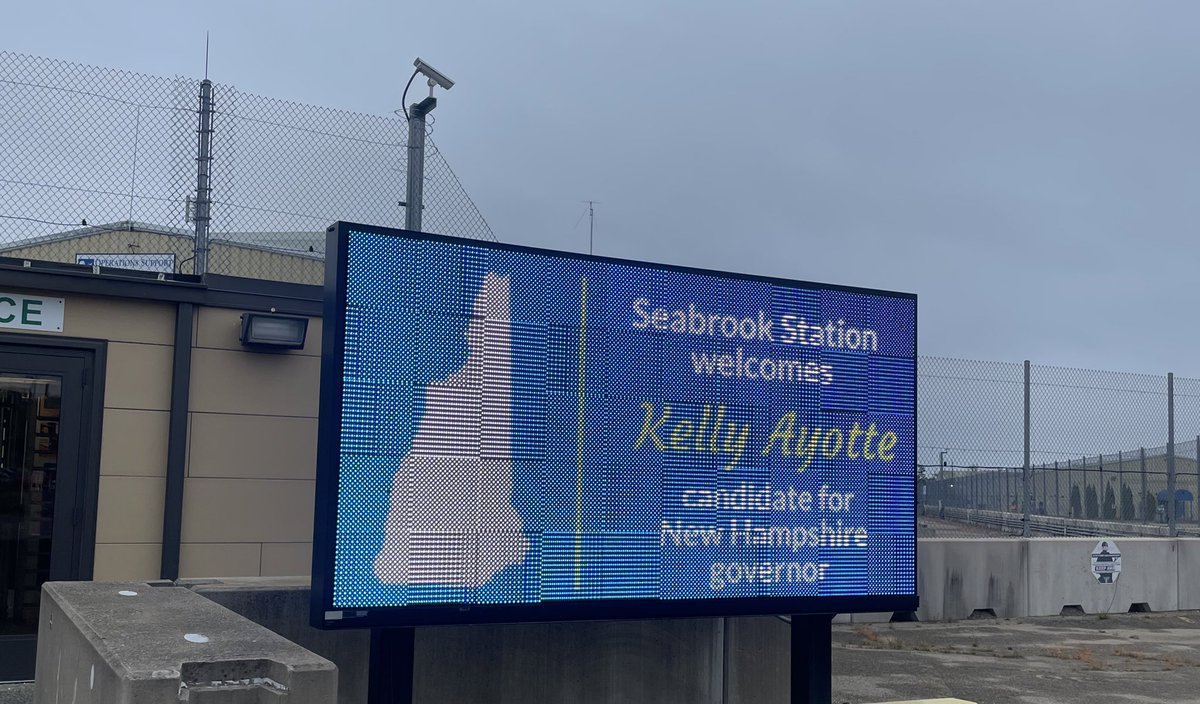 Governor Kelly Ayotte tweet media