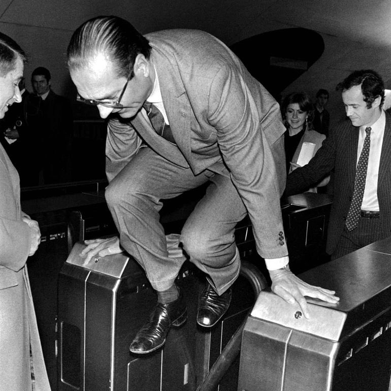 durovray's tweet photo. 5 ans déjà depuis la disparition du grand Jacques Chirac. Un homme d’État passionné des Français qui a su incarner une vision forte et nouvelle pour la France. Homme des territoires, défenseur des valeurs républicaines, il nous manque toujours autant. https://t.co/gf8ar7DQch