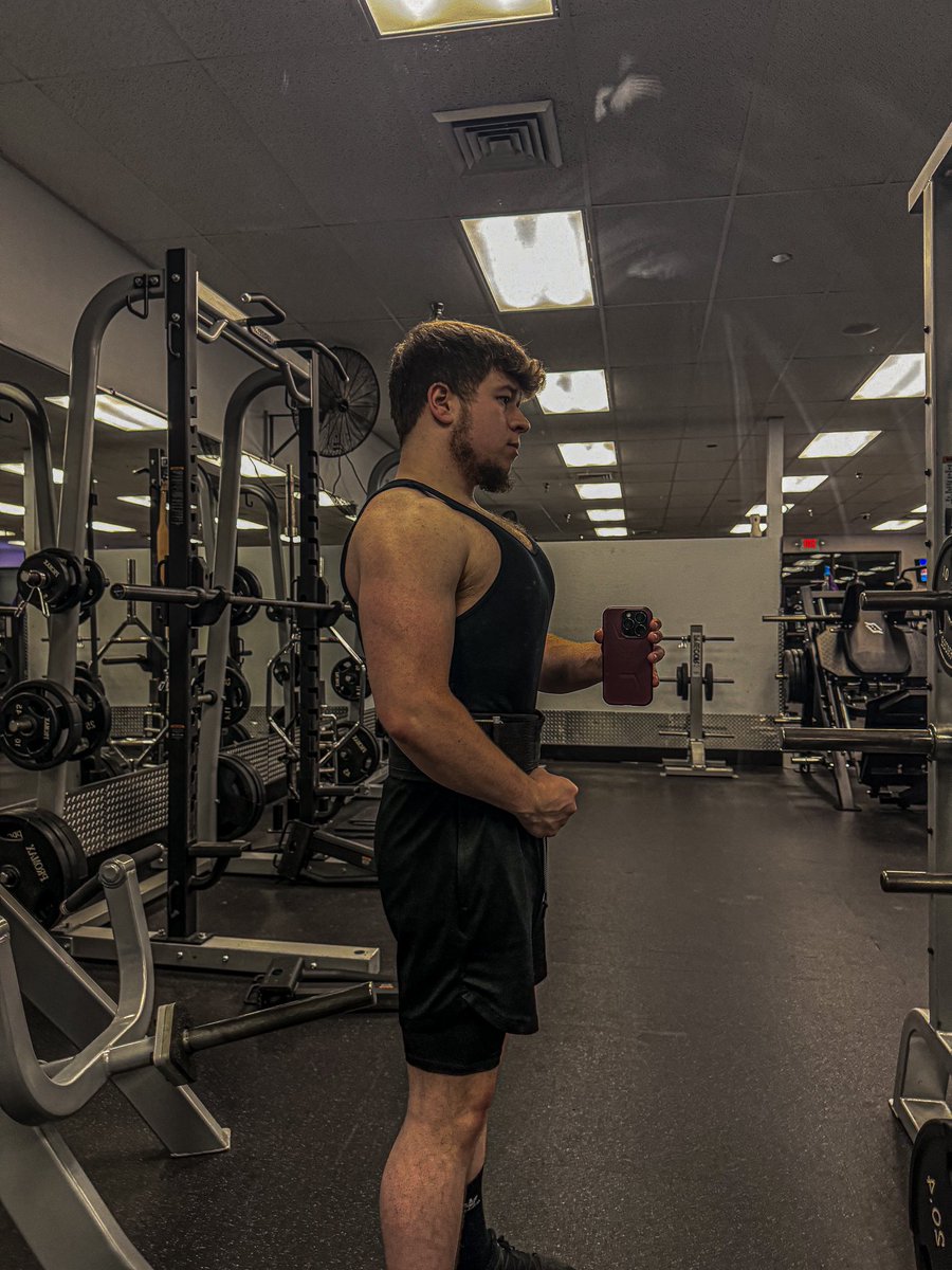 7 months going to the gym 5 days a week ⚡️🔒