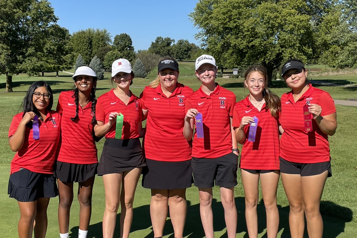 Congratulations to the JV team on their excellent play at today’s conference meet. Phoenix Hernandez finished 2nd leading the team. Kate Bouchard (3rd), Lyla Ruff (6th), Emma Garcia (12th), Michaella Kalt (18th), &amp; Akshara Krishna (30th) also played well. <a href="/BHS220Athletics/">BarringtonAthletics</a>