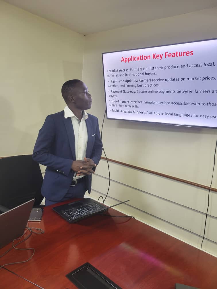 GoUseTech2's tweet image. our CEO had the honor of representing Go UseTech in a presentation to potential funders and donors who are looking to support the Farmers&apos; App. This innovative platform is designed to bridge the gap between farmers and buyers, enhancing productivity