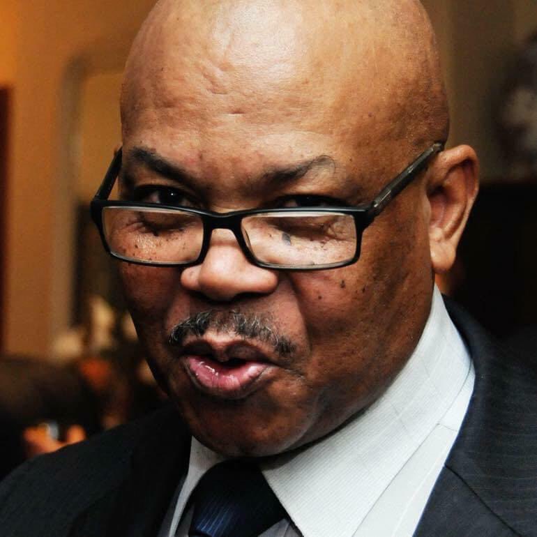 m_szerman's tweet photo. 💔🕯️ Pensées et affection pour René Silo, sa famille et ses proches. 🎖️ Grand militant du sport, guadeloupéen, ultra-marin et francilien, cet amoureux du sport, de la Guadeloupe et de l’engagement associatif aura marqué le sport de notre région et ceux qui ont eu l’honneur de le fréquenter. 💎 

🙏🏻 Nous nous retrouvions plusieurs fois par an autour de nombreuses opérations solidaires, sur les thèmes de la mémoire, de l’esclave, pour Loïc Liber, rescapé des attentats de Toulouse/Montauban aux invalides et sur de nombreuses causes louables. 💟☮️☯️🔯☪️✝️💟 @vpecresse @JulienKaram3