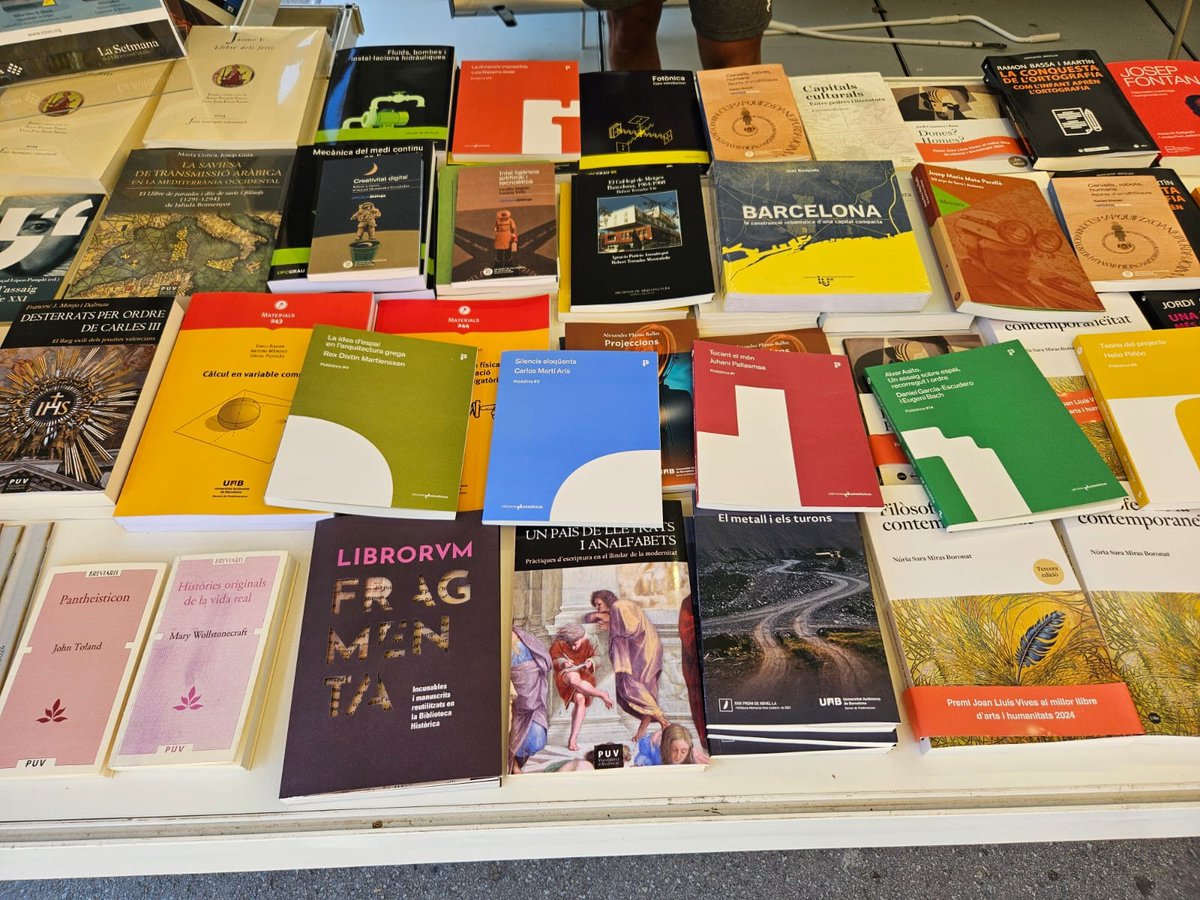 Un any més, podeu trobar els llibres de la <a href="/la_UPC/">Universitat Politècnica de Catalunya (UPC)</a>  a la #LaSetmana24, de la mà de la <a href="/xarxavives/">Xarxa Vives d'Universitats</a>!