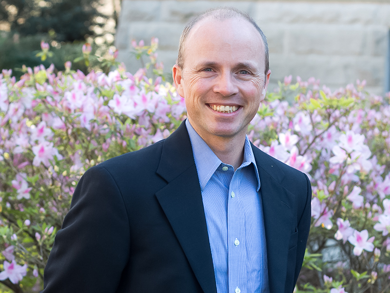 Brian McNamara, associate director of <a href="/TulaneMPA/">Tulane SoPA John Lewis Program</a> has been appointed to <a href="/theNASEM/">National Academies</a> Marine Board, where he will help shape 🚢 maritime policy on diversity, emergent technology, environmental justice, and more. Congratulations Dr. McNamara!