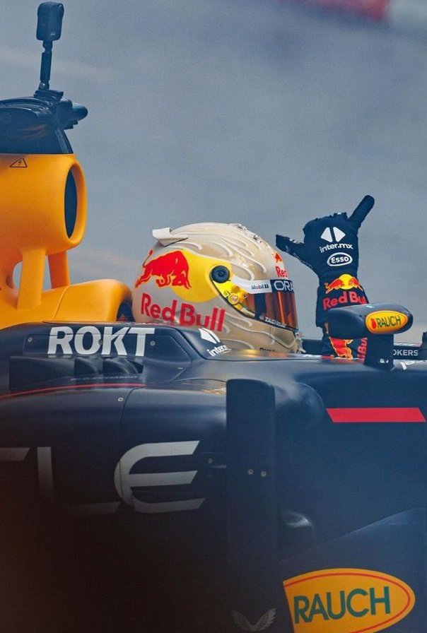 danny 🏎️ tweet media