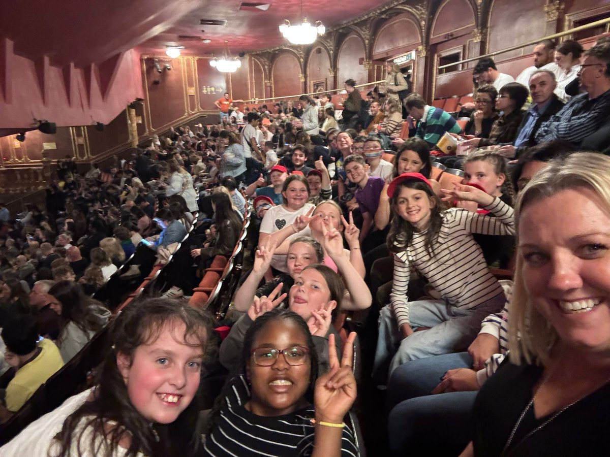 RudheathPrimary's tweet image. Pizza devoured and all set for the Lion King in London’s West End. 
@focustrust1 #darecarefairshare #7mustsoffocustrust #London