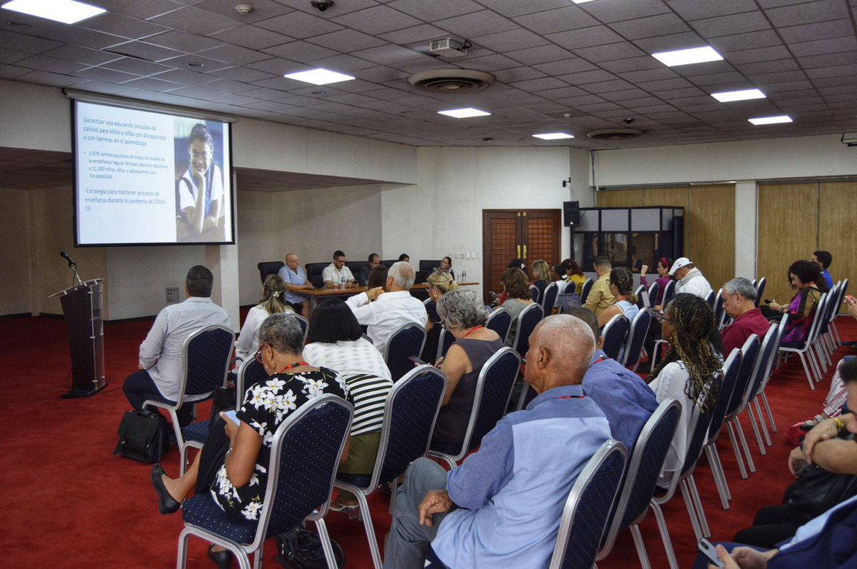 #ElFuturoEsHoy  Panel: “35 años de la aplicación de Convención sobre los Derechos del Niño en Cuba. Hitos y desafíos”

Con intervenciones de representantes y directivos de <a href="/UNICEFCuba/">UNICEF Cuba</a> , el #CESJ, consultoría del <a href="/Minjus_Cuba/">Ministerio de Justicia de la República de Cuba</a> , <a href="/CubaMined/">MINED</a> y experto en derechos del Niño, Valencia.