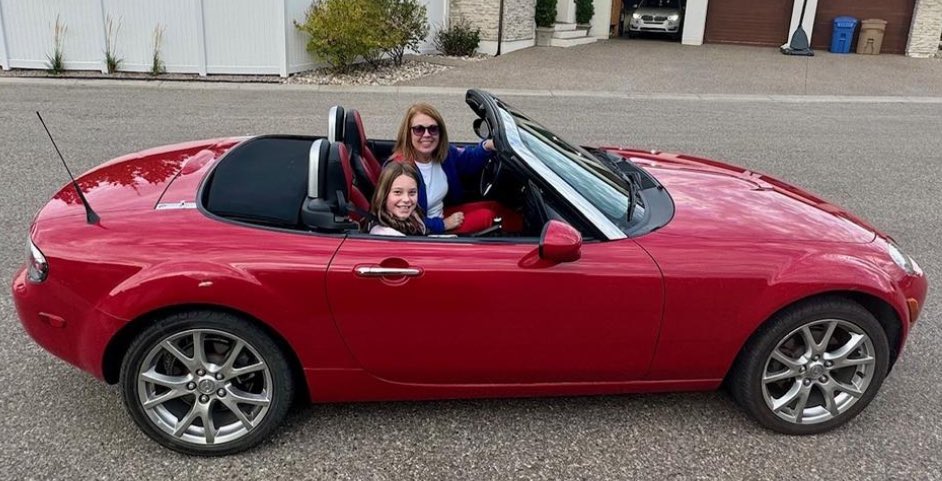 Congrats to Quinn for winning the annual Terry Fox Ride to School!  We enjoyed a beautiful morning drive with the top down and swung by Starbucks for a treat. Thanks to all our families who contributed to our Terry Fox fundraiser! <a href="/TerryFoxCanada/">Terry Fox Foundation</a> <a href="/RegPublicSchool/">Regina Public Schools</a>