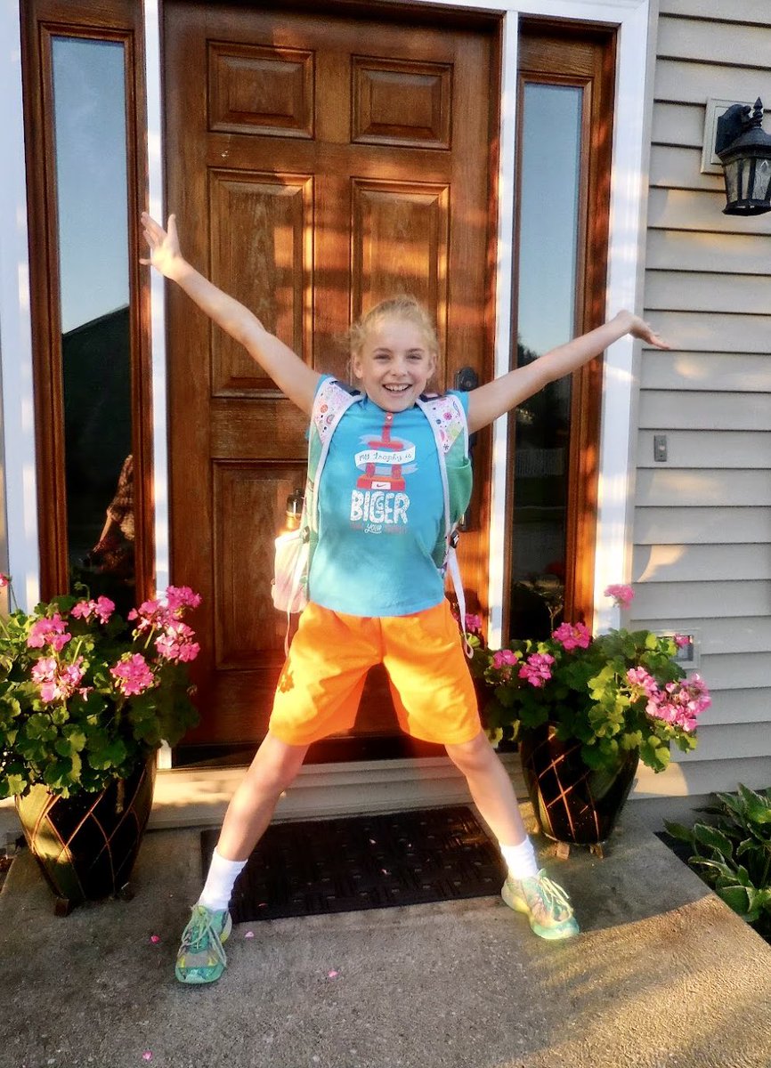 Today is this freshman cuties birthday! HAPPY BIRTHDAY, LYDIA SMITH!! Wishing you the best day! ❤️🤍 <a href="/Lydia_JSmith/">Lydia Smith</a>