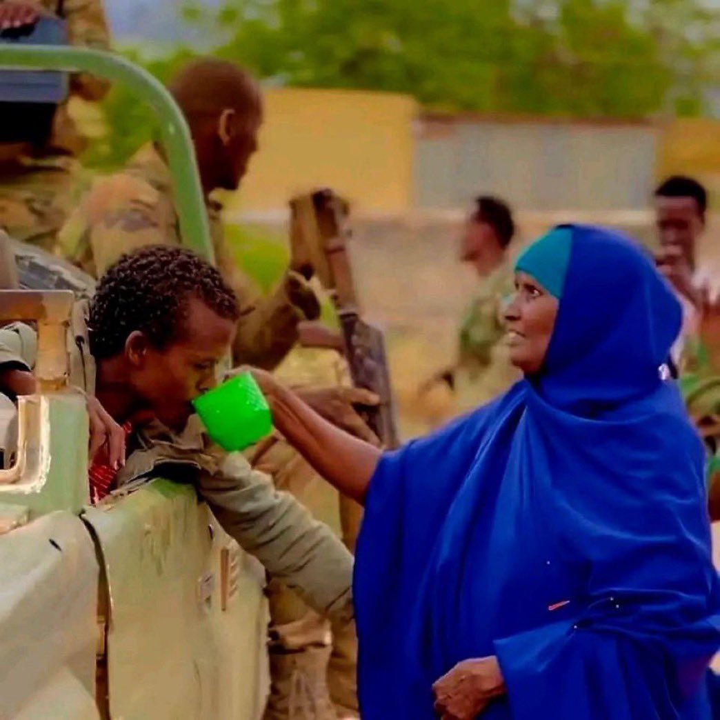 MoneerAbrahim's tweet photo. قف تأمل .. جيش السودان هو شعب السودان 🙏🏼 https://t.co/hTxqH0drTf