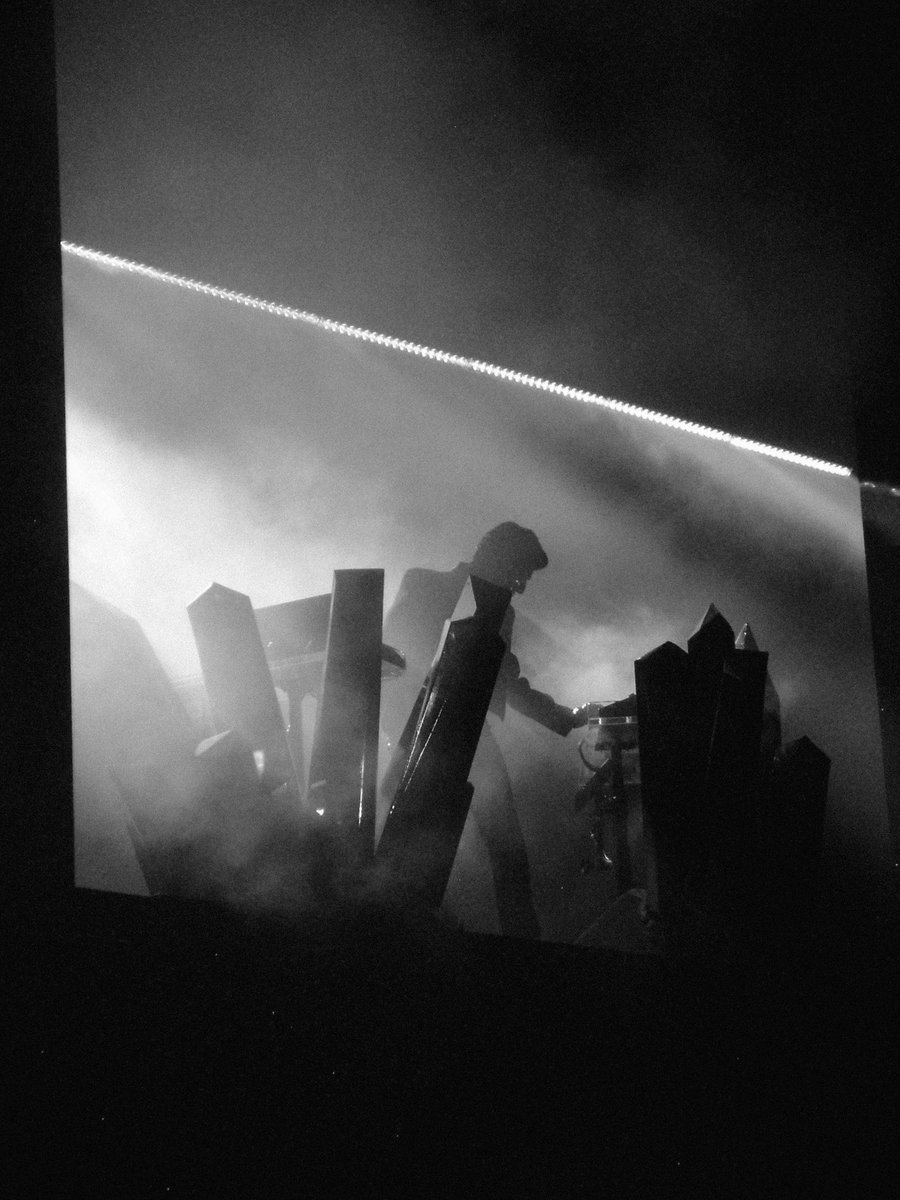 _getphunked's tweet image. horsegiirL // Gesaffelstein // BADBADNOTGOOD // Porter Robinson ~~~ September i love u