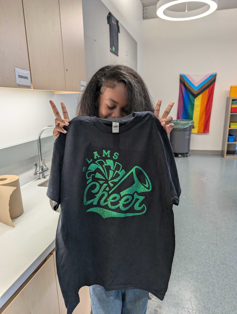 Some of our 8th graders hard at work on their projects in <a href="/geekyteach/">Meredith Martin</a> class 💚