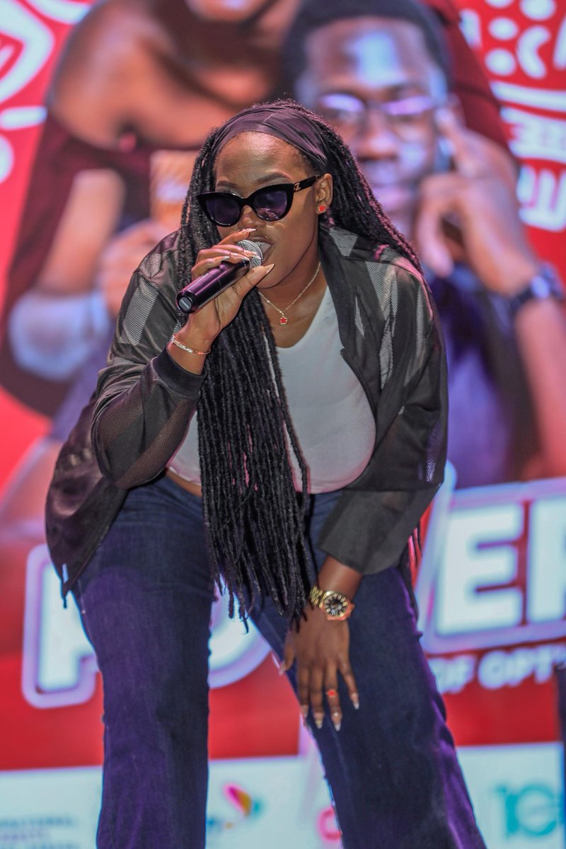 reachahand's tweet photo. Martha Mukisa's performance has blown the audience away ๐. She says she loves safe sex๐ how about you? #PowerOfOptions #WorldContraceptionDay #PlanYourTomorrowToday https://t.co/h7HcfE7A68
