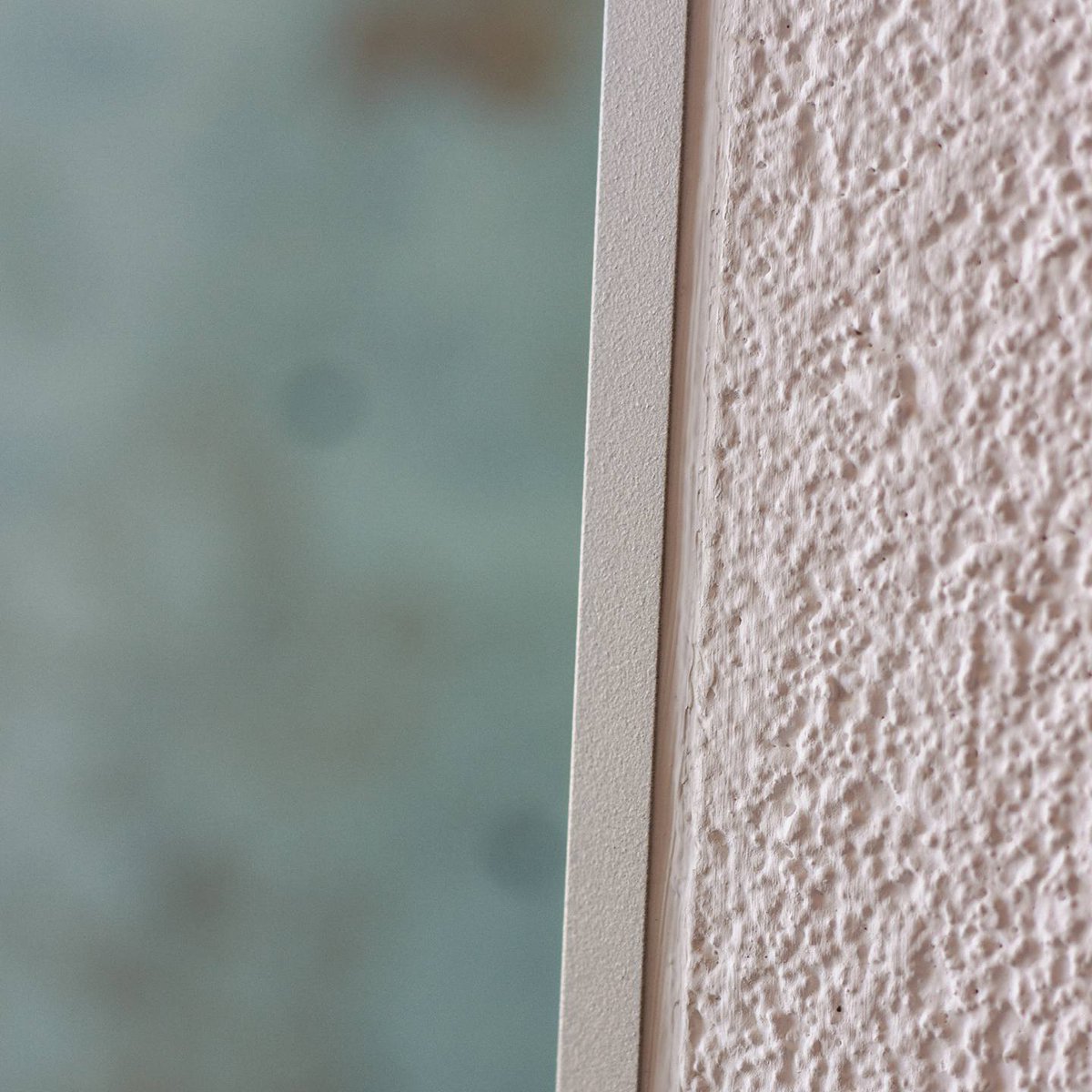 BlankeCorp's tweet photo. BLANKE CUBELINE NYE – modern design meets functionality. A sleek profile creates a seamless transition from tile to surface, offering style &amp; protection. The subtle beige finish adds sophistication, adapting effortlessly to any interior.
#blanke #cubeline #tileprofiles https://t.co/1Fqu2NtuZl
