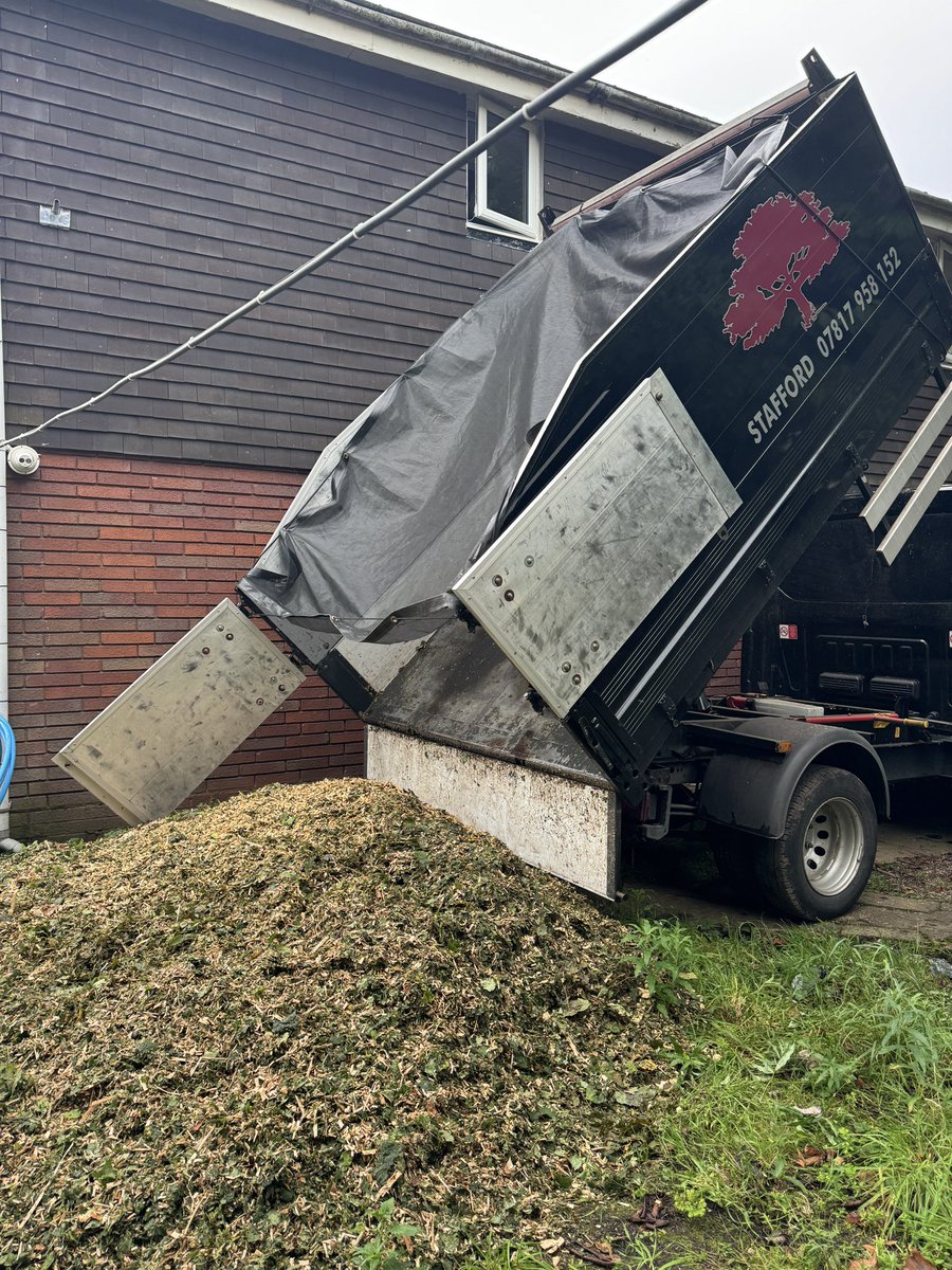 JKP Stephens (@jkp_stephens) on Twitter photo Today we had a donation of wood chip for our garden project at The Bridge! <a href="/Thesummitcentre/">The Bridge - Alternative Provision</a> we are so grateful. Really looking forward to seeing our pupils using this to create pathways between the raised beds <a href="/AldersleyHighSc/">AldersleyHighSchool</a> Today we had a donation of wood chip for our garden project at The Bridge! <a href="/Thesummitcentre/">The Bridge - Alternative Provision</a> we are so grateful. Really looking forward to seeing our pupils using this to create pathways between the raised beds <a href="/AldersleyHighSc/">AldersleyHighSchool</a>