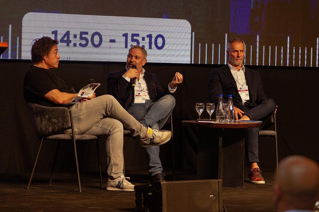 Guillermo Guassardi, Eduardo Munitz y Alejandro Winokur, expertos de CIALI, participaron de la primera exposición de Parques Industriales en Córdoba.