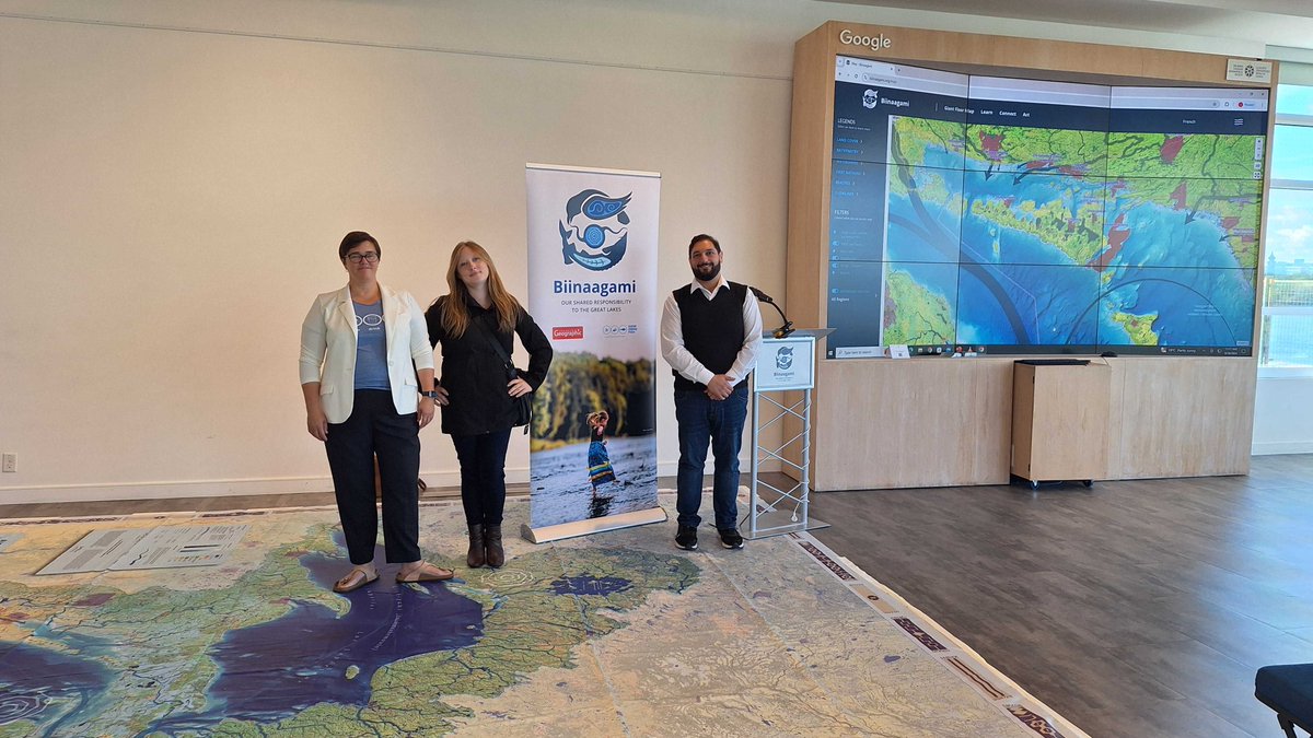 swimdrinkfish's tweet image. Our team spent the morning with @CanGeo in Ottawa for the #biinaagami education launch! We are proud to work with such an incredible team 💧📚🌎

biinaagami.org/giant-floor-ma…
