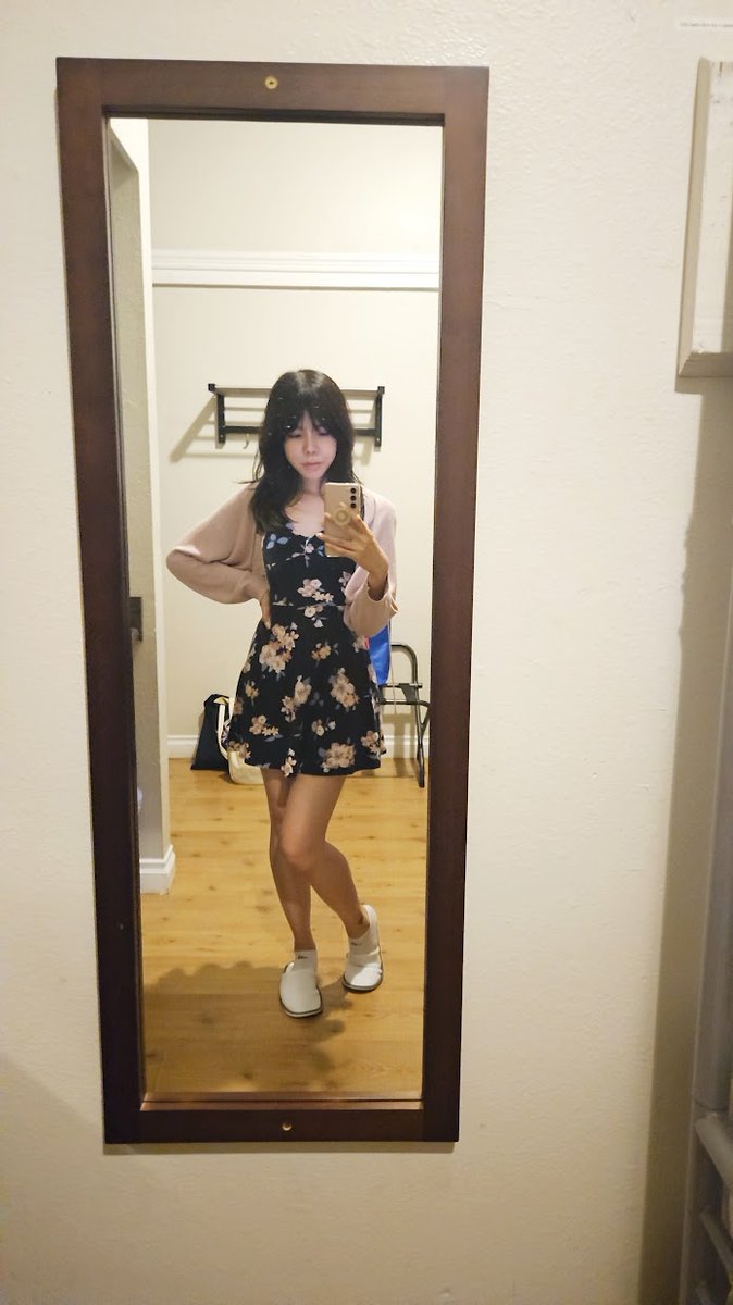 went to twitchcon and didn't even cry. i kind of had fun even.