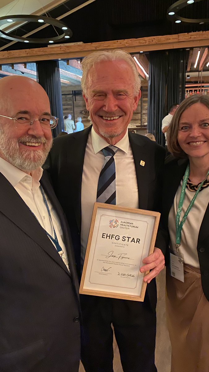 Matthias Wismar (@matthiaswismar) on Twitter photo A Star for a Star <a href="/josepfigueras/">josep figueras</a> of <a href="/OBShealth/">European Observatory on Health Systems & Policies</a> receives the #EHFG2024 Star for his invaluable and outstanding contributions to the forum and to European health systems and policies. A Star for a Star <a href="/josepfigueras/">josep figueras</a> of <a href="/OBShealth/">European Observatory on Health Systems & Policies</a> receives the #EHFG2024 Star for his invaluable and outstanding contributions to the forum and to European health systems and policies.