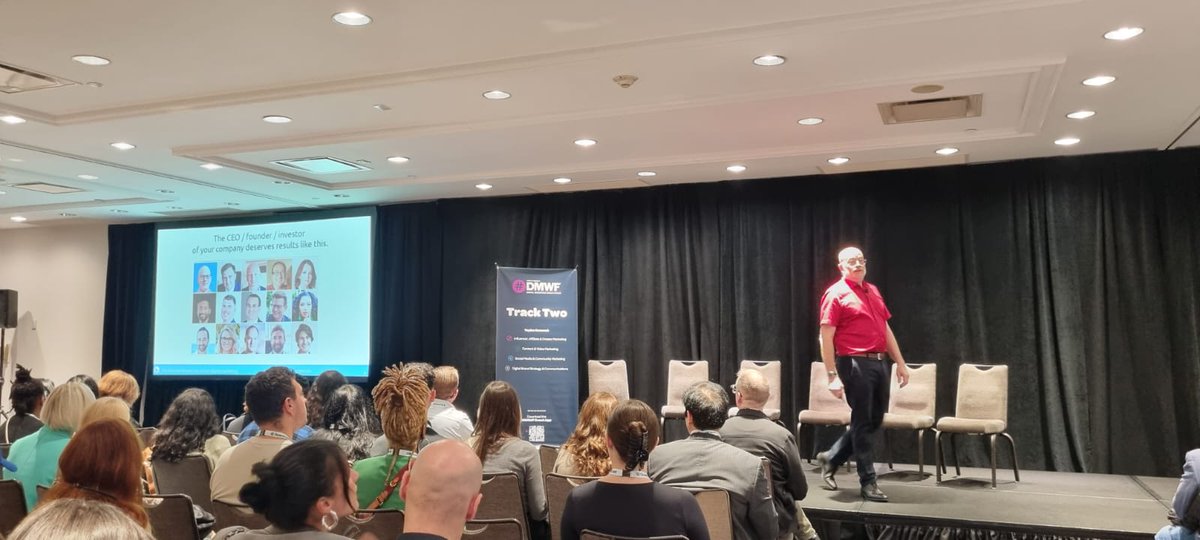 jasonmbarnard's tweet photo. Google &amp; #AI are shaping your brand. Will you let them take control of your most valuable asset?

Here’s my talk at #DMWFNewYork, discussing how #TheKalicubeProcess can help you leverage AI to your advantage.

Book a call with me.
https://t.co/hU3ksdvP25 https://t.co/sLV9YmXQxN