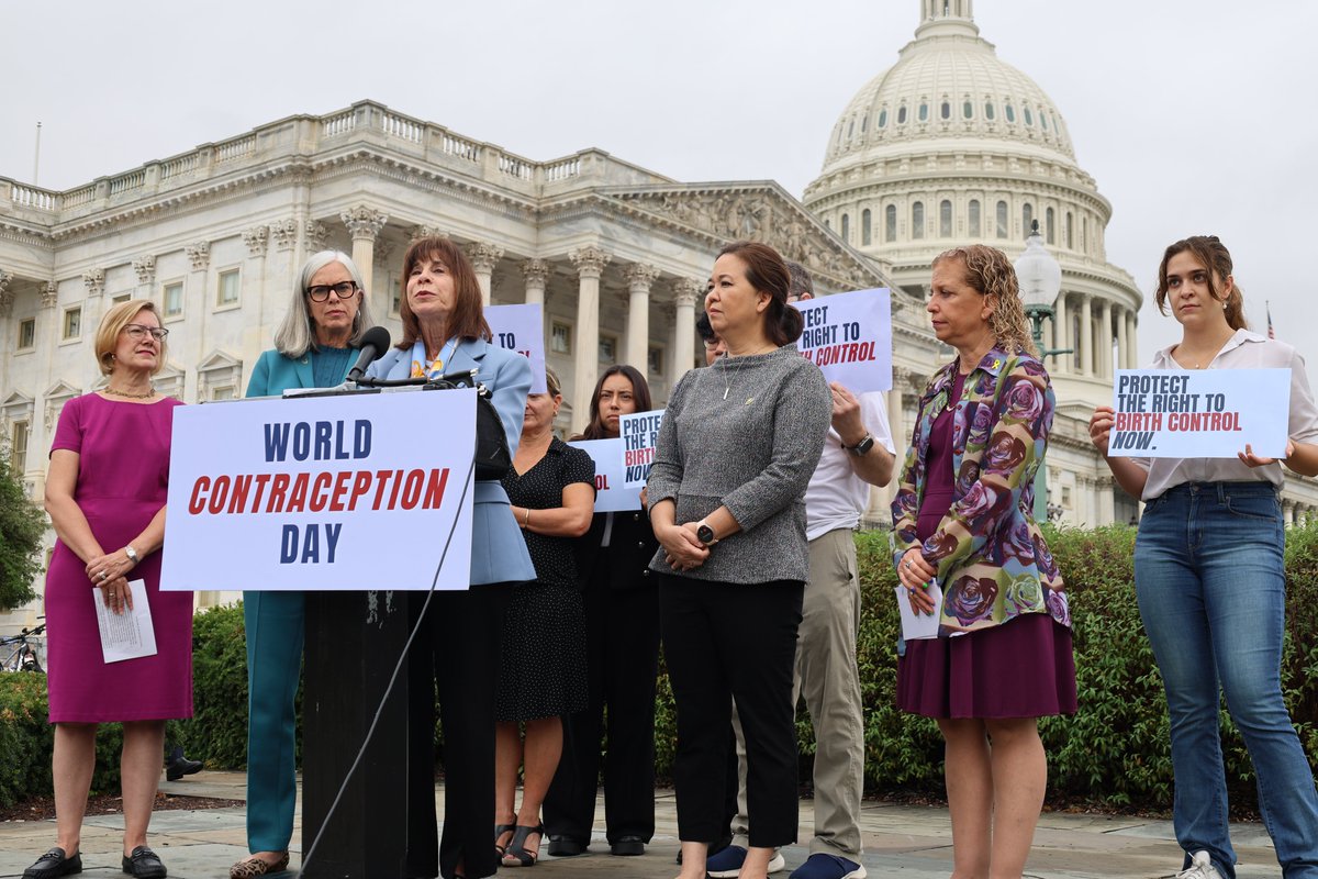 RepDWStweets's tweet photo. In Florida, I see how far extreme Republicans will go to restrict access to birth control, even blocking info on it in schools.
Letโs pass the #RightToContraceptionAct so women control our own bodies and stop MAGA extremists' radical anti-women agenda.
#WorldContraceptionDay https://t.co/mVatsCunEK