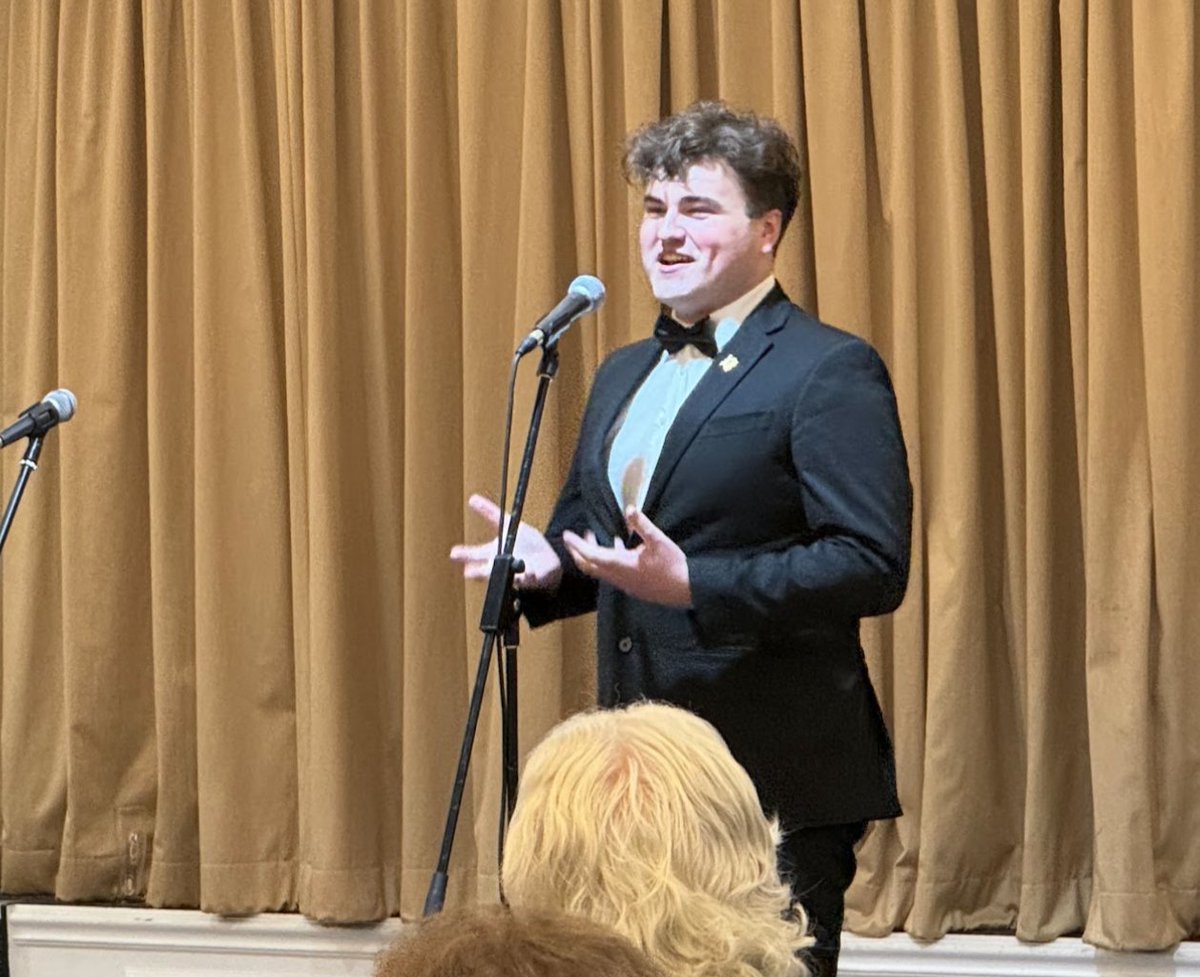 Robert Lloyd tweet media