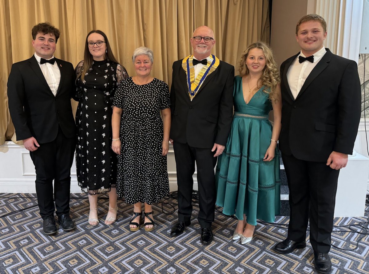 Robert Lloyd tweet media