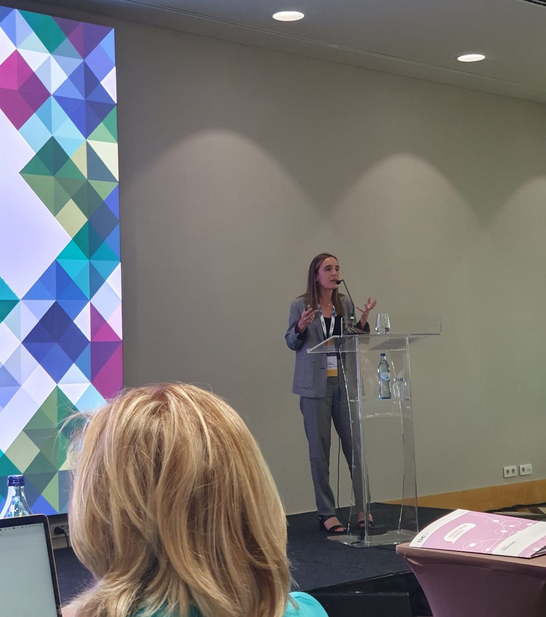 AinhoaMada's tweet photo. A great 🌟 #ESMOpreceptorship on Ovarian Cancer in Lisbon
Grateful to be a speaker in this course with 🔝🔝 faculty &amp; international attendees
@myESMO https://t.co/zlY2Edgkuh
