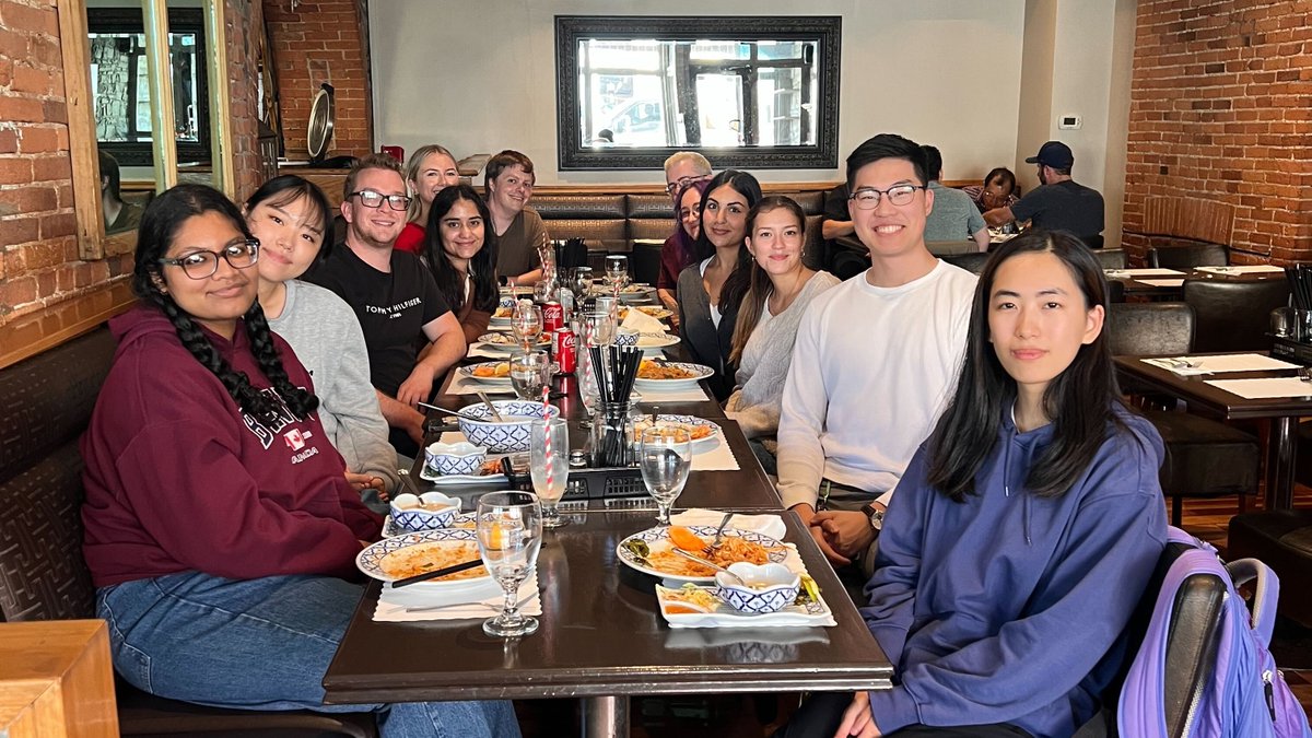 Christopher Lohans (@ctlohans) on Twitter photo Our lab <a href="/queensu/">Queen's University</a> <a href="/DbmsTweets/">QUbiomed</a> is very happy to welcome new and returning undergrad researchers Aditi, Bella, Jinny, Kristen, and Nicole to our group. Also very excited to welcome Emily from <a href="/SchofieldOxford/">Schofield Group</a> for a <a href="/MitacsCanada/">Mitacs</a> supported internship! #AMR Our lab <a href="/queensu/">Queen's University</a> <a href="/DbmsTweets/">QUbiomed</a> is very happy to welcome new and returning undergrad researchers Aditi, Bella, Jinny, Kristen, and Nicole to our group. Also very excited to welcome Emily from <a href="/SchofieldOxford/">Schofield Group</a> for a <a href="/MitacsCanada/">Mitacs</a> supported internship! #AMR