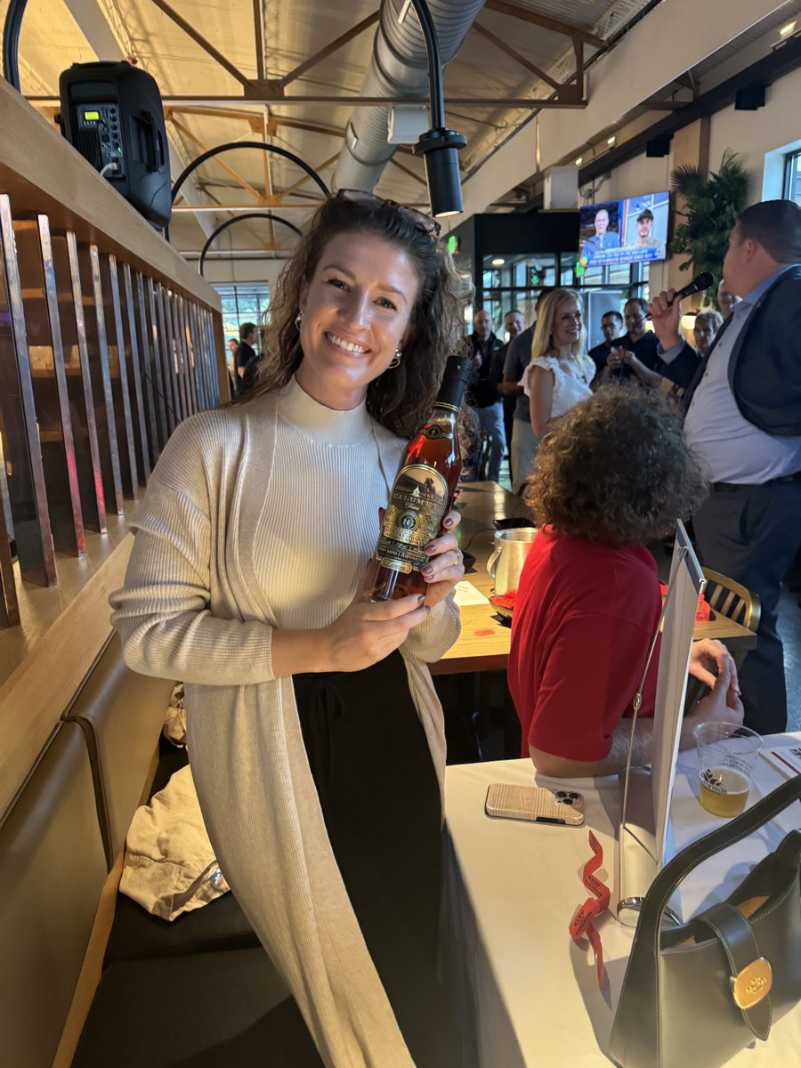 StatusSol's tweet photo. We had a great time at #TechLifeColumbus' #TuesdayTakeover at @northhighbrew  #Westerville! We love sharing our story of protecting people, property, and productivity and we were able to help raise money for @CHAAnimals! #StatusSolutions #StatusSolutionsNetwork #SiliconHeartland https://t.co/H6hJjEVlHo