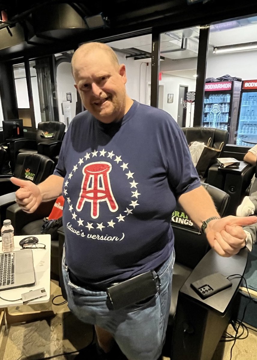 MattPiperJenks's tweet image. Doing anything every single day for an entire year is difficult

366 straight days walking
23 states walked in
~60 pounds decrease
~33% blood sugar (A1C) decrease
28 #FrankWalks episodes filmed

@StuartFeiner is in charge of vibes for Walk 366. Join us tomorrow at 4:30 in…