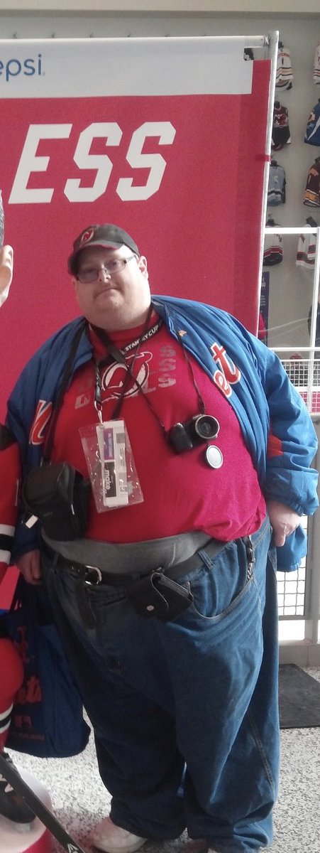 MattPiperJenks's tweet image. Doing anything every single day for an entire year is difficult

366 straight days walking
23 states walked in
~60 pounds decrease
~33% blood sugar (A1C) decrease
28 #FrankWalks episodes filmed

@StuartFeiner is in charge of vibes for Walk 366. Join us tomorrow at 4:30 in…