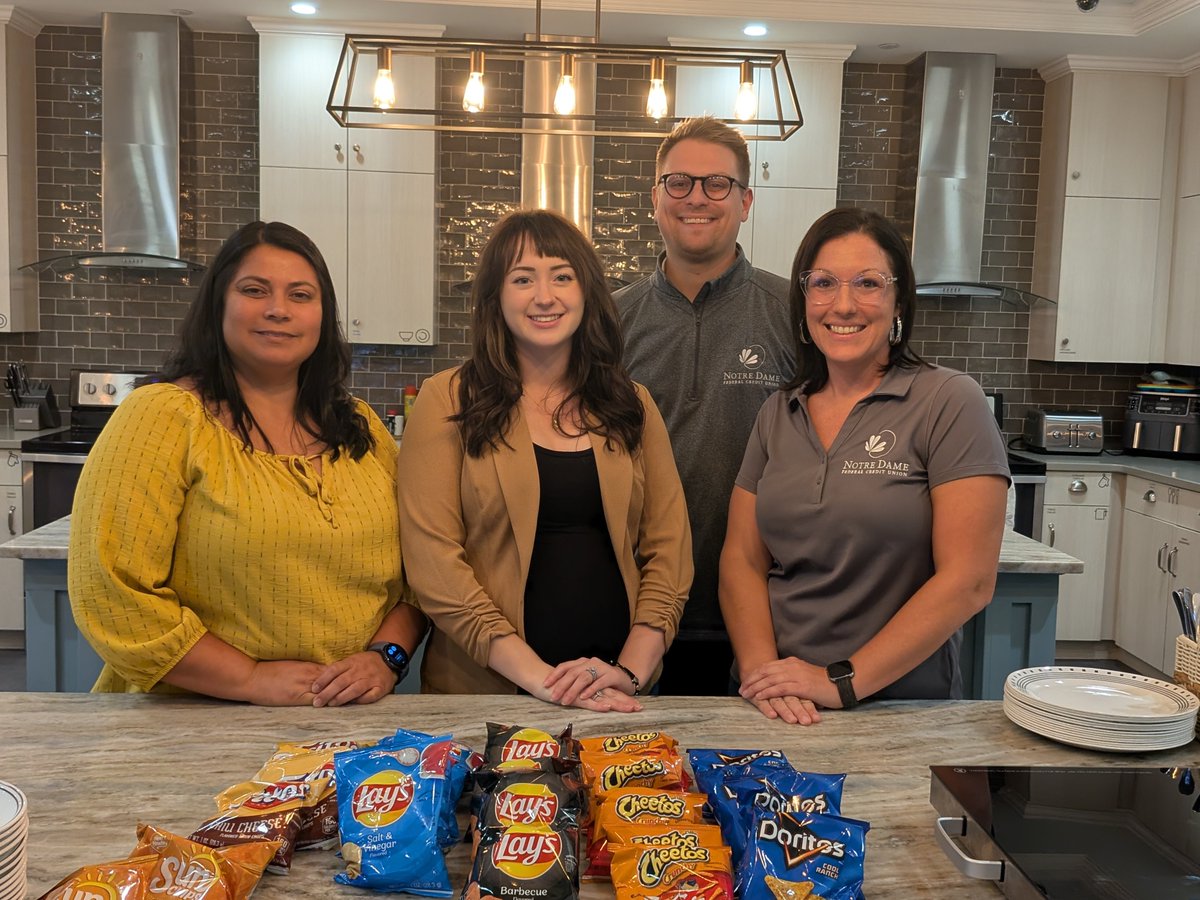 TweetNDFCU's tweet photo. Last night, the team at Notre Dame Federal Credit Union had the privilege of cooking and serving a delicious meal to the families staying at the Ronald McDonald House of Michiana. https://t.co/P19fgTTfOV