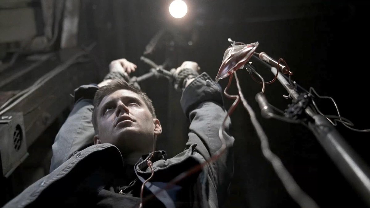 hourly supernatural (@hourlyspncaps) on Twitter photo 