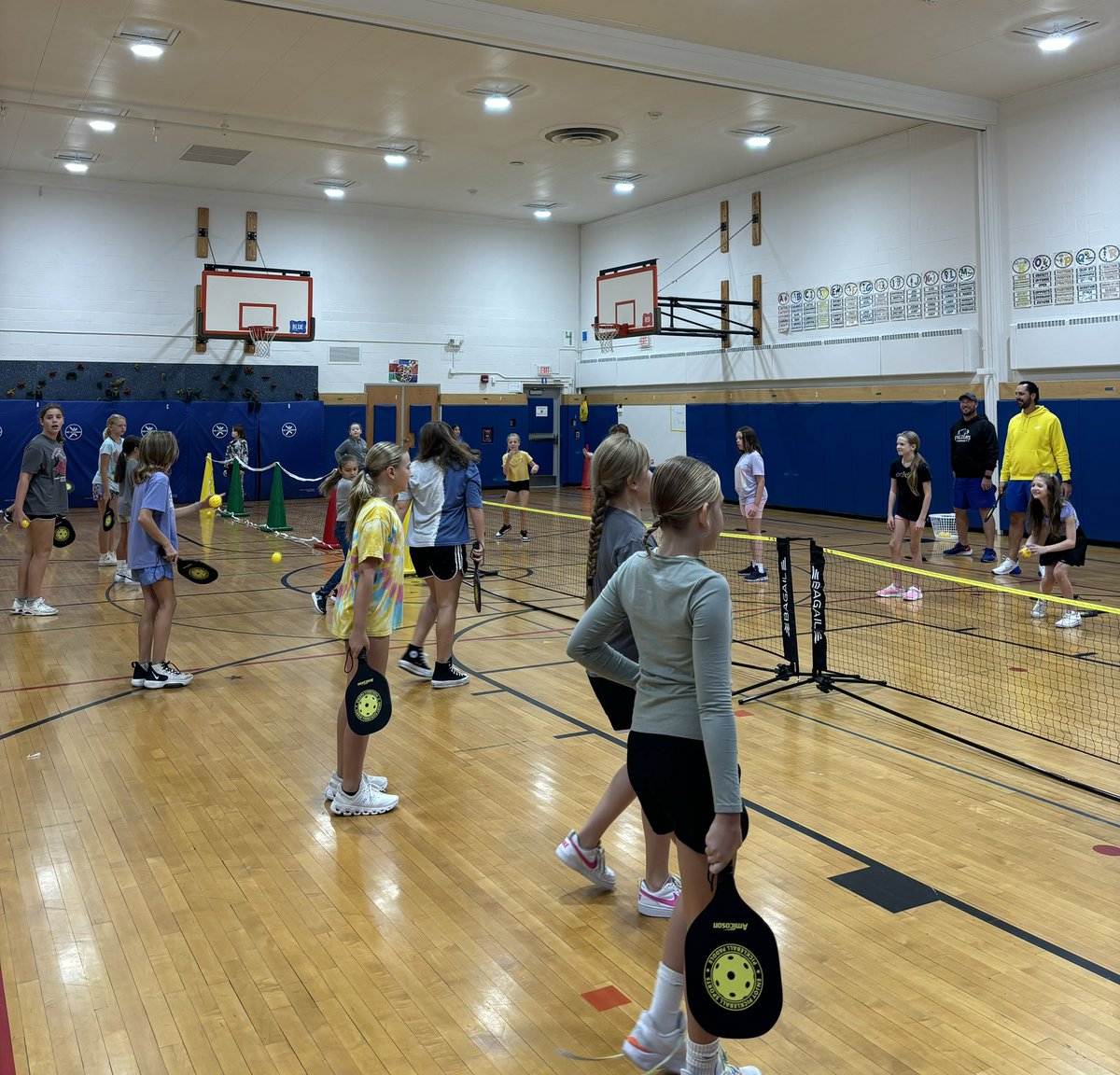 TheChampProject's tweet image. TCP Plays is up and running at Blasdell Elementary.  Before-School intramural Pickleball is the place to be! Thank you WNY Girls in Sports🌞 @FrontiercsdPE @UWBEC @ProjectPlayWNY @RCWJRF