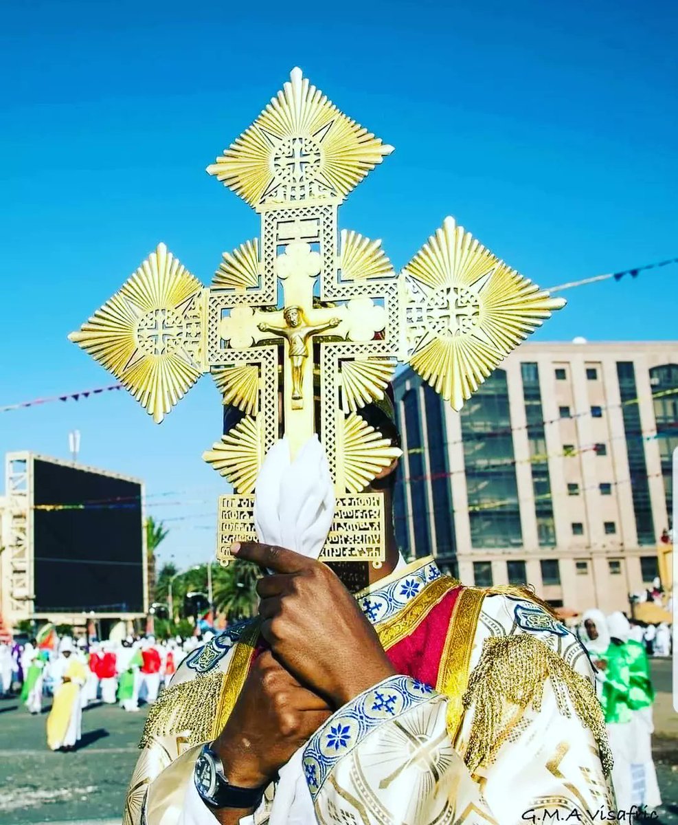 SolomonAsefaw2's tweet photo. እንኳዕ ናብ ብርሃነ መስቀሉ ብሰላም ኣብጸሓና።
ርሑስ በዓል መስቀል ይግበረልና። ♡✝️♡
#ኣሜን #ተመስገን #ኣምላኽ 🙏😇🙏
#Asmara #Eritrea #Damera
#ባሕቲመስከረም (ኣደባባይ) #ዳሜራ 🇪🇷🫶🙏 https://t.co/dmGUYcweda