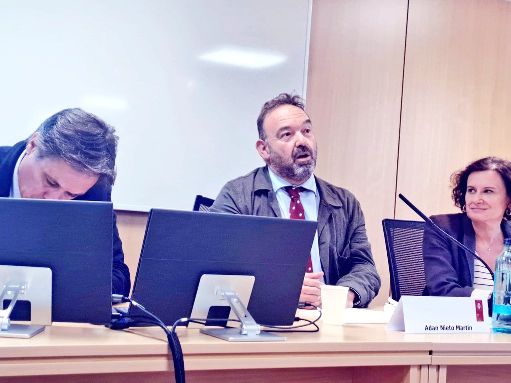 <a href="/ErikaTorregrosa/">Erika Torregrossa</a> 2⃣ Abordem les pràctiques restauratives i diligència deguda amb Adan Nieto, pres. Secció Espanyola de l'Ass. Internacional de Dret Penal; i Raúl Calvo, doctor en Dret. Presenta <a href="/Natalfergi/">Natàlia Ferré</a>, vocal Com. Mediació ICAB, i clou @mendezpichot, pres. Com. d’Advocats/es Mediadors/es ICAB