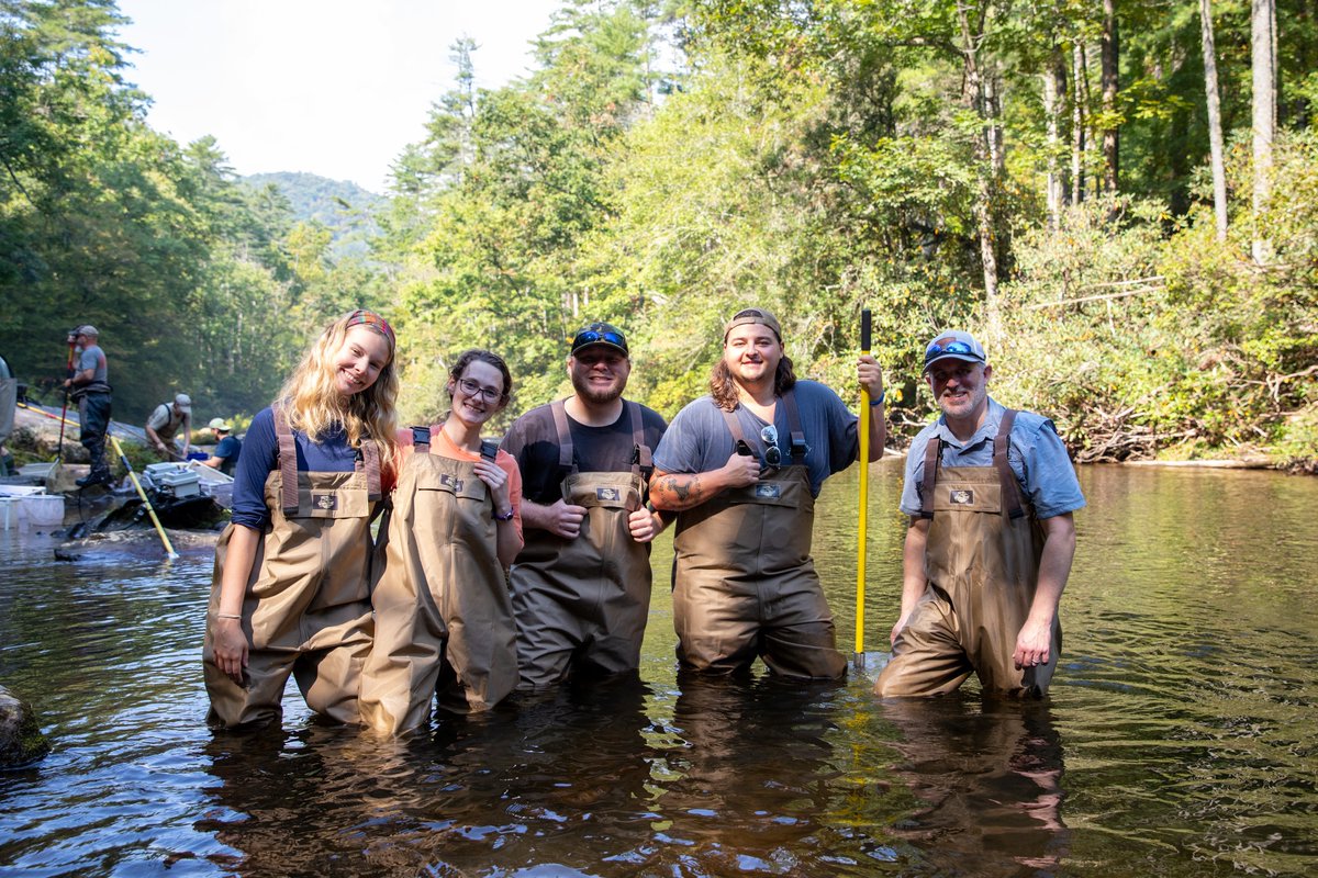 Students and faculty in our Wildlife and Fisheries Biology program joined fisheries biologists from the <a href="/forestservice/">USDA Forest Service</a>, <a href="/SCDNR/">S.C. Dept. of Natural Resources</a> and <a href="/GeorgiaWild/">Georgia DNR Wildlife</a> on the Chattooga River to assist with an annual fisheries survey on Tuesday. 🐟