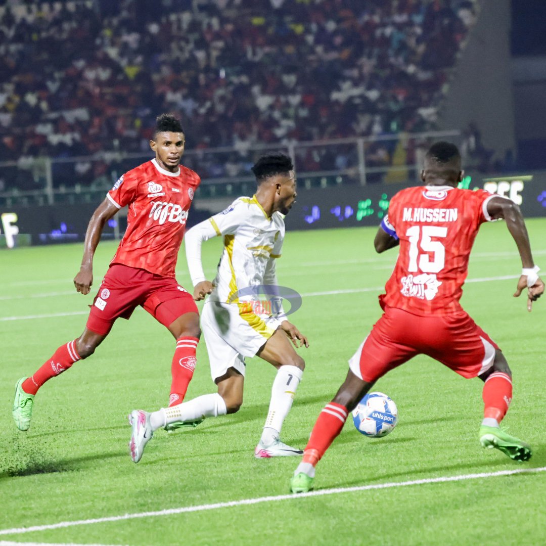 azamtvtz's tweet photo. 75' | #MzizimaDerby 

Azam 0-2 Simba (Ateba 15', Ngoma 47')

 LIVE #AzamSports1HD 

#NBCPremierLeague #NBCPL #LigiKuuYaNBC #SisiNiSoka #MzizimaDerby #AzamFC #SimbaSC #AzamSimba https://t.co/2pv3zMfJHQ