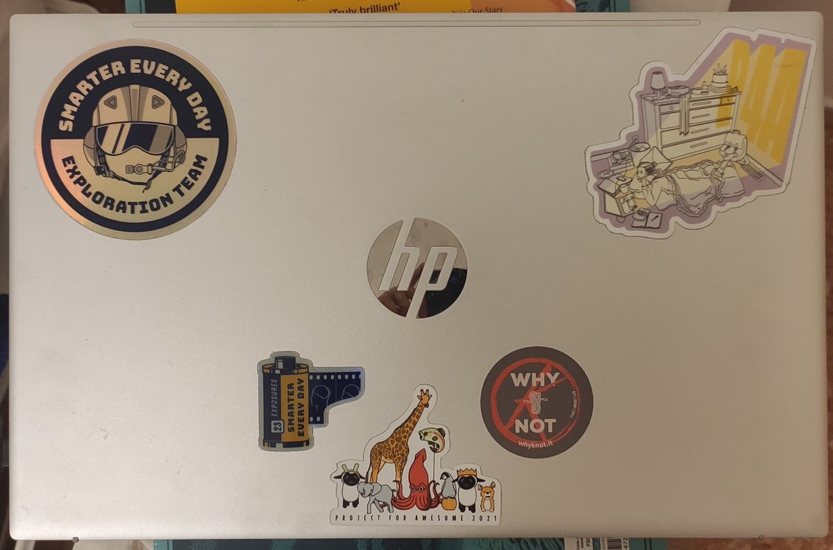 Keyra93's tweet photo. @smartereveryday Laptop for me!! 💚
I don't have ideas buuut I can't wait to see what will come next 😍 https://t.co/pWqqCXm8sq