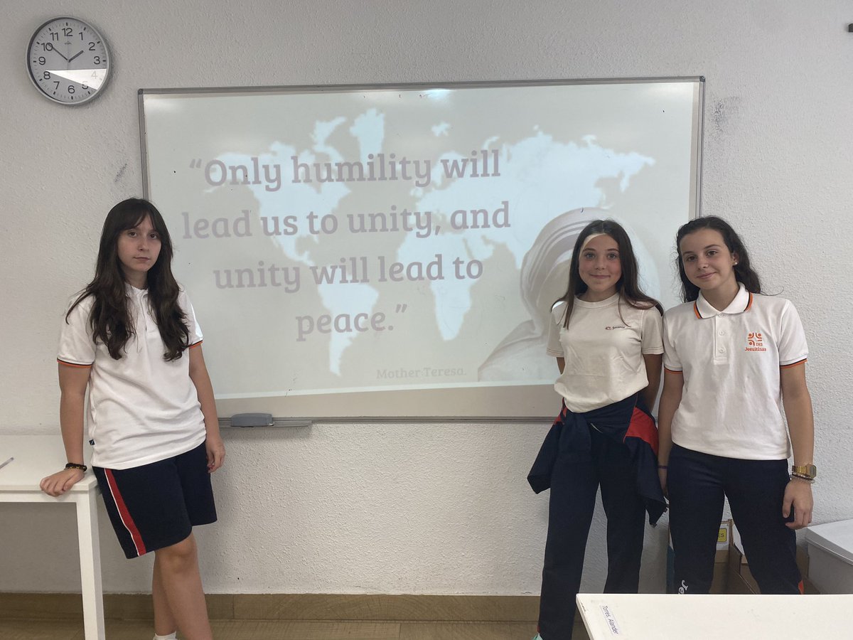 icanalg's tweet photo. 🌍✨ Celebramos el #DíaEuropeoDeLasLenguas con el tema "Lenguas para la paz". Un recordatorio de cómo los idiomas nos unen, fomentando el entendimiento y la armonía entre culturas. 🌐🕊️ #LanguagesForPeace @JesuitinasPna @jesuitinas @eTwinning_es https://t.co/SxI9r2lU08
