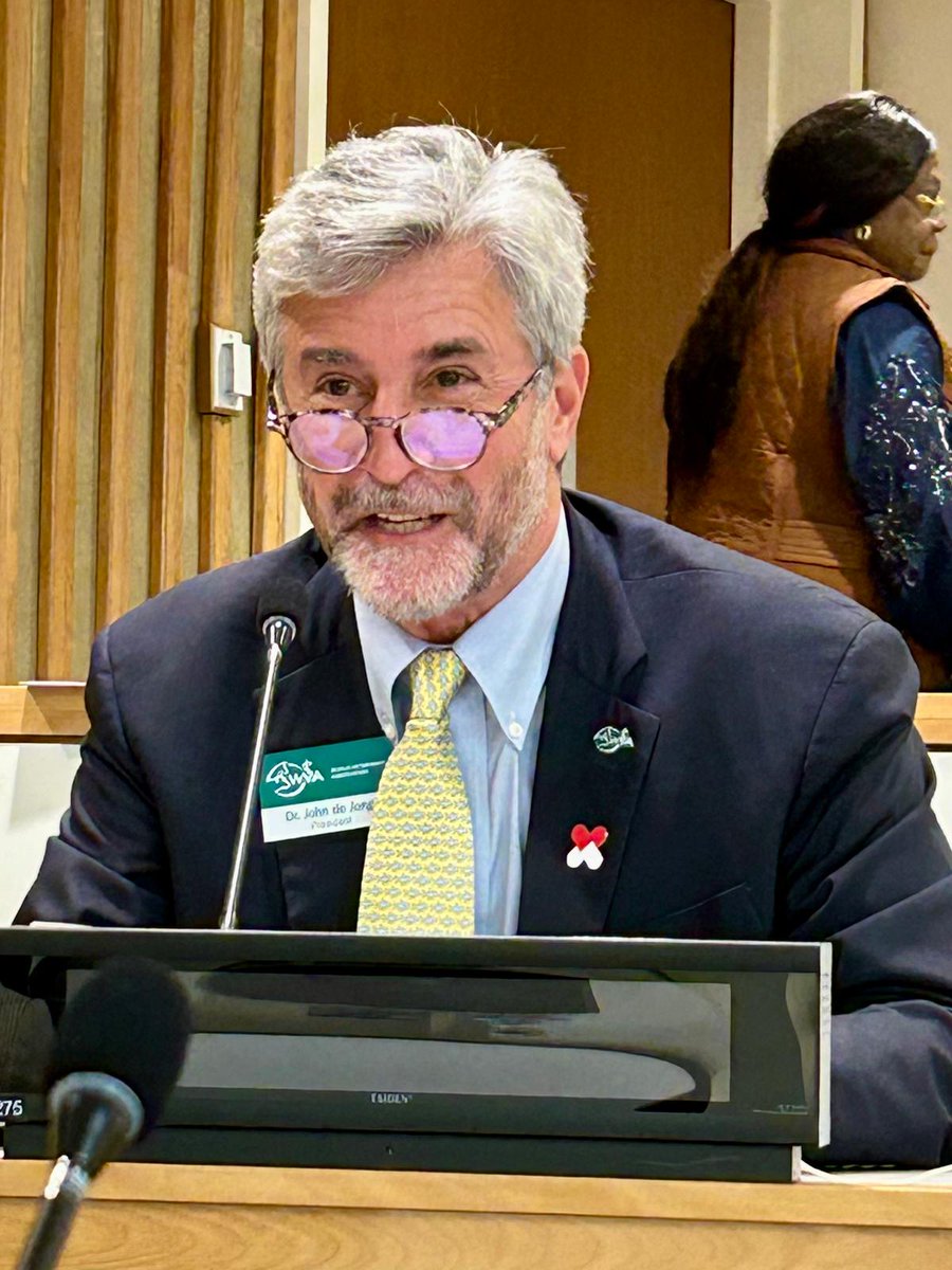 The #AMR Declaration is now approved by the Quadripartite partners and world leaders at the #UNGA High-Level Meeting on #AntimicrobialResistance.
The WVA President is in attendance to urge national governments to be guided by #OneHealth in their investments to reduce AMR.