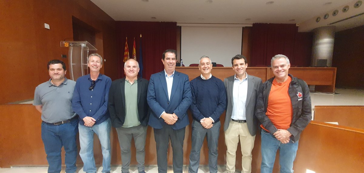 aeropuerteruel's tweet image. #26sept Teruel en la misión espacial @ARRAKIHS, por Rafael Guzmán, Director del consorcio Arrakihs, organiza #CEFCA @satlantis_ asiste @ClusterAERA
@aeropuerteruel @aibrah
En Delegación @GobAragon