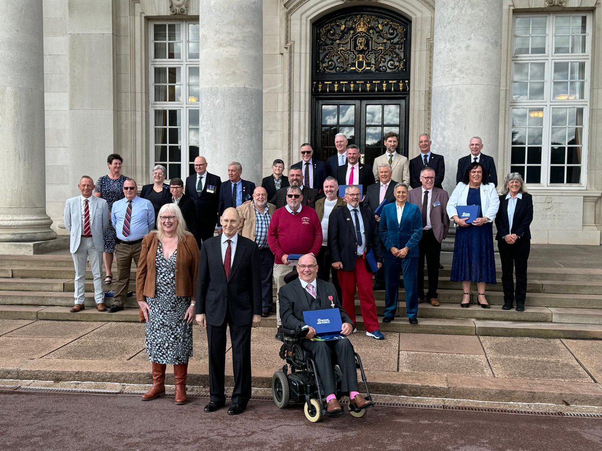 Andrew Hartle🏳️‍🌈😷 tweet media