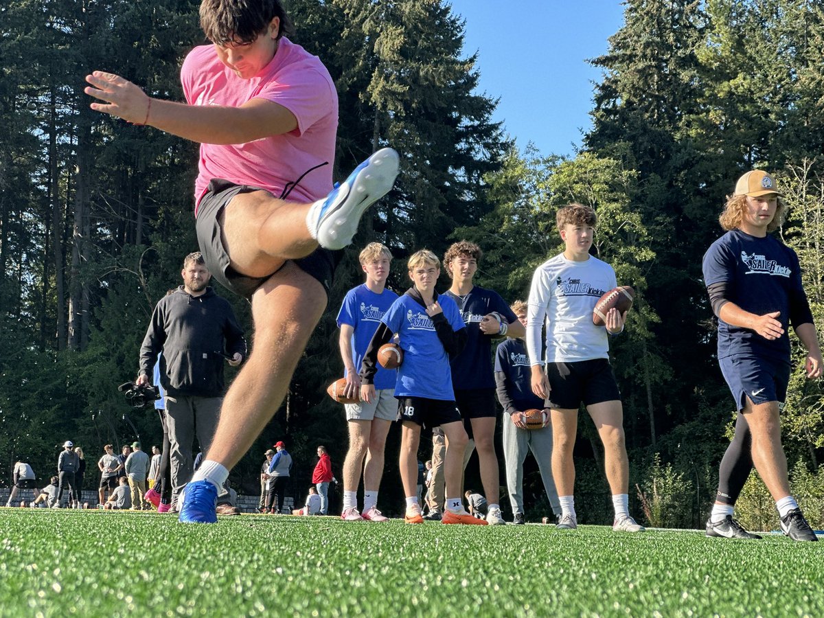 Chris_Sailer's tweet photo. Exposure! The Class of 2025 Rankings are now updated post WA Fall Camp... Leverett, Stevens, Jacobsen, Livingston, Bortel, Brandt, Voce, Kercher, Lawson, Sala Ruiz, Kelsey, Colson, Sheffield, Velasquez, Riggs, Evans, McAllister, Thorpe, Henderson &amp; More: https://t.co/LupyHtp8fs https://t.co/y8eg7Eis1G