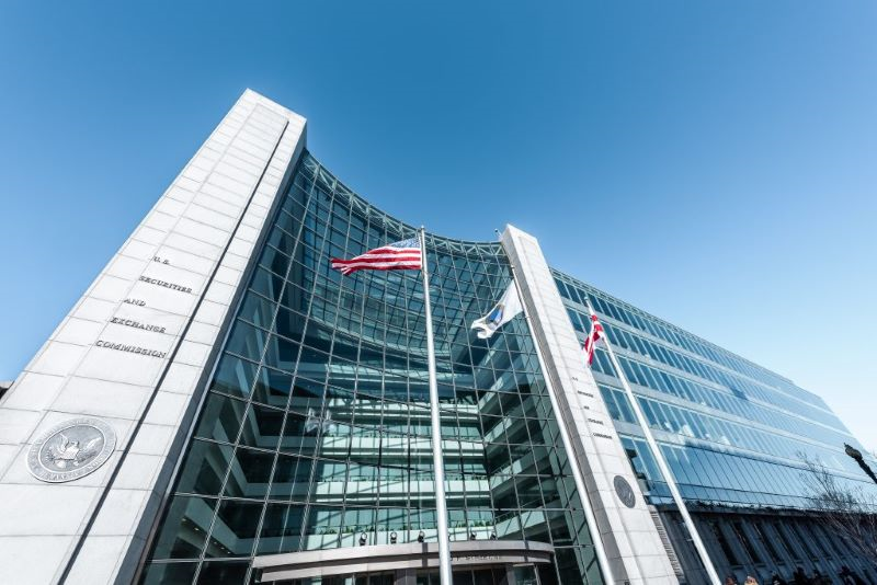 New SEC rules on tick sizes and access-fee caps will benefit retail investors. Experts assess the impact on brokers, exchanges and institutional traders. flextrade.com/resources/sec-…
#equitymarkets  #fintech #regulations