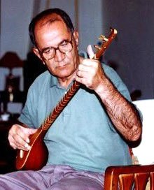 Lurestanat_'s tweet photo. مسعود بختیاری، اسطوره آواز و موسیقی لری
#لرستانات #فیلی
Masoud Bakhtiari, the legend of Lori singing and music
#Lorestanat #Fili
مسعود بختياري، أسطورة الغناء والموسيقى اللورية
#لرستانات #فيلي https://t.co/cJBJ7YjcGc