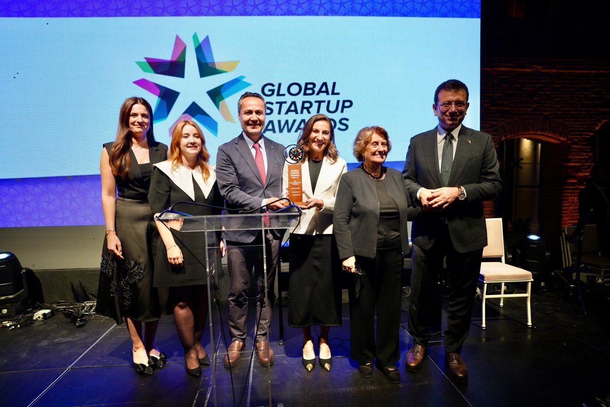 imamoglu_int's tweet image. Proud to announce that #TECHIstanbul has been awarded the &quot;Best Accelerator/Incubator Program&quot; at the Global Startup Awards! 🌍✨ In less than a year, we&apos;ve supported over 400 startups and helped raise $22 million in investments. Our goal is to make Istanbul one of the top 10…