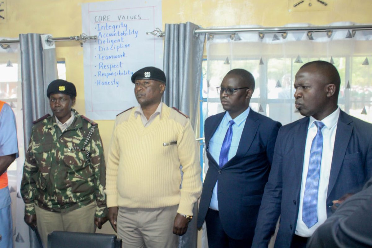 Altonkogo's tweet photo. Briefing @DrOparanya about the status of MSME Development in the North rift region.Through guidance from the CS and the state department, MSMES will receive intense capacity building and support to access funding and new markets. https://t.co/lo916FvUB6