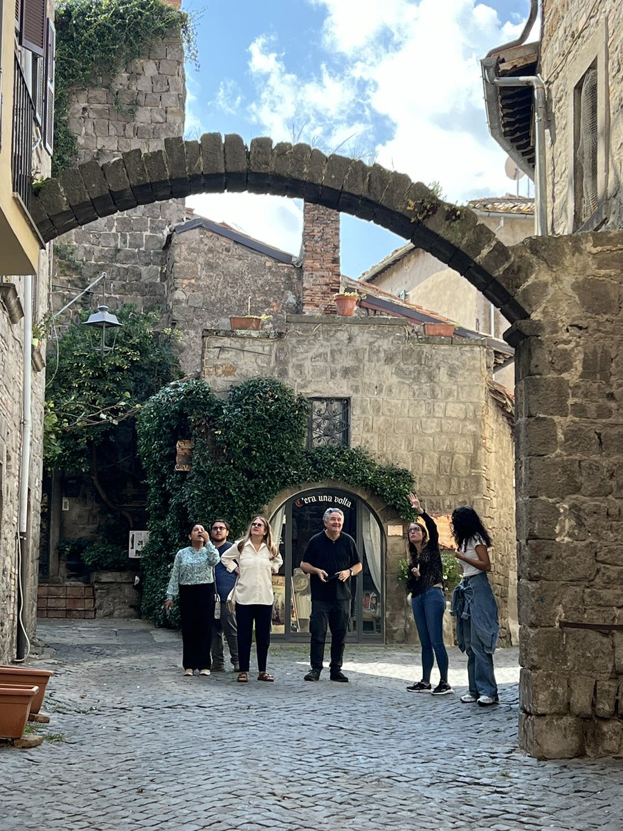 We had a wonderful day with Aparna Banerjee visiting Viterbo! She gave an engaging and insightful presentation on her research, and we also enjoyed a delightful tour of the charming city center.